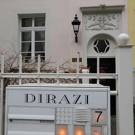 Dirazi Guesthouse & Apartments Gmbh