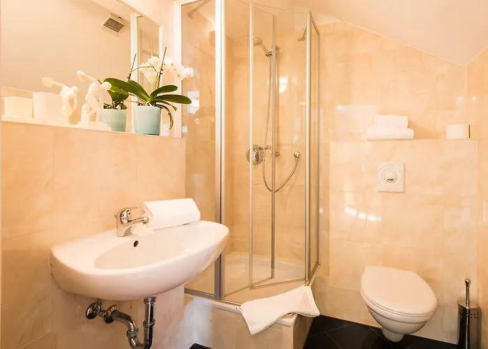Dirazi & Gmbh Appart hôtel 4*
