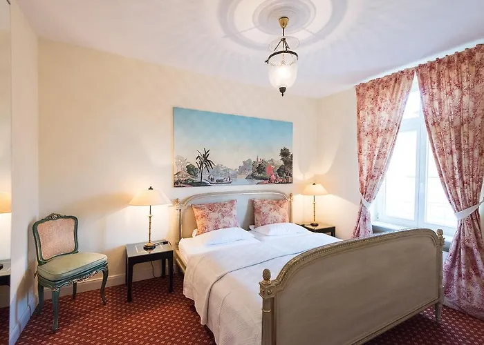 Dirazi & Gmbh Appart hôtel 4*