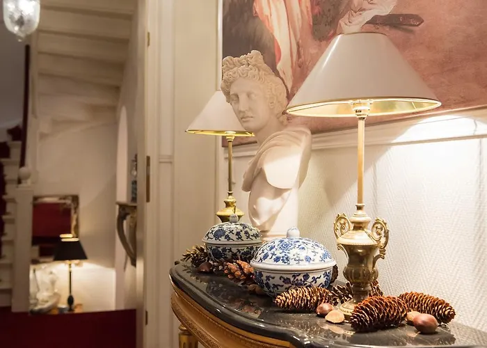 Dirazi & Gmbh Appart hôtel